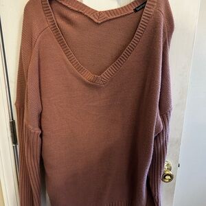 Boohoo Mauve V-Neck Ribbed-Sleeve Knit Sweater